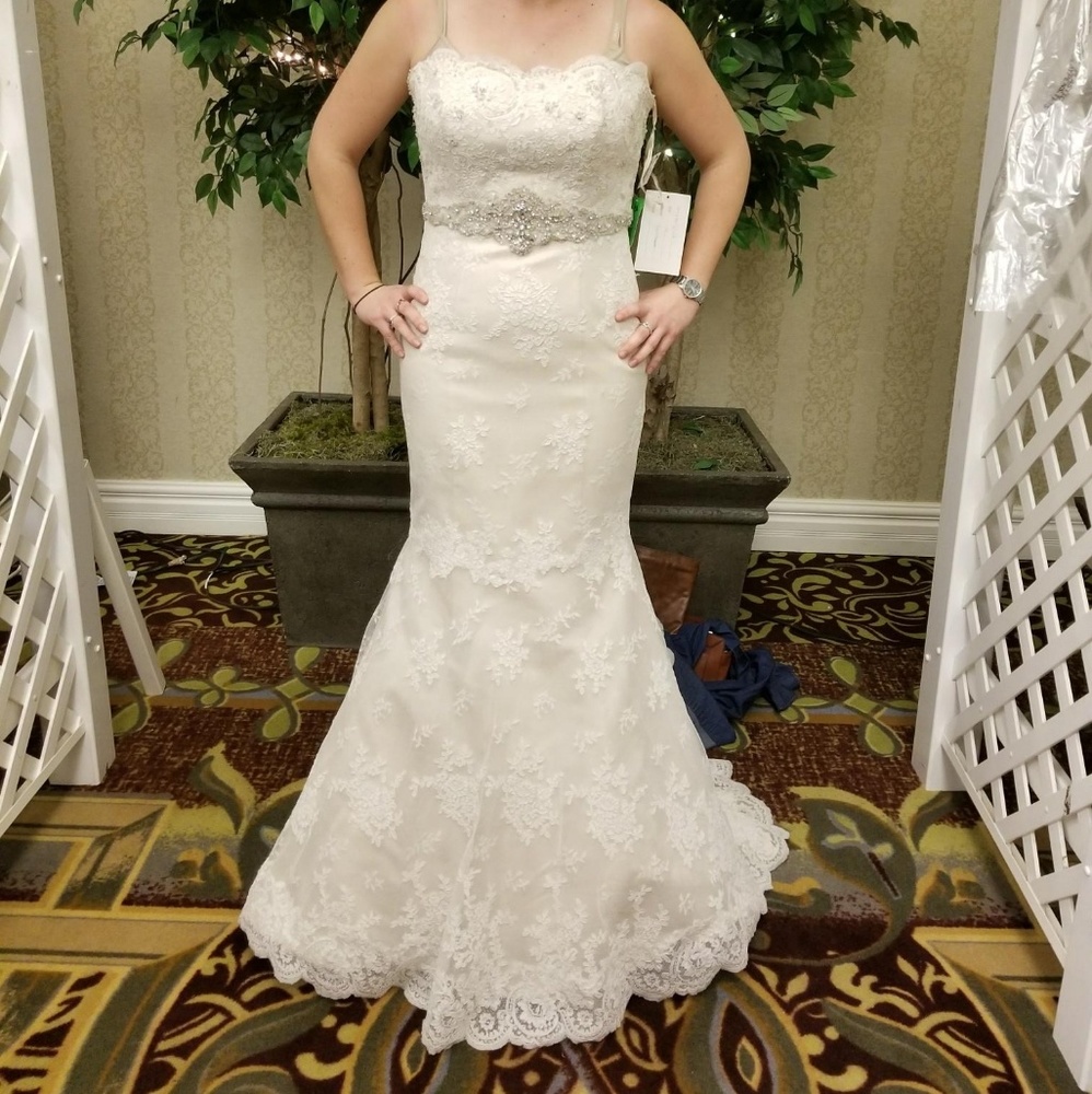 Wedding dress